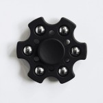 Fidget spinner šestihranný s kuličkami - černý